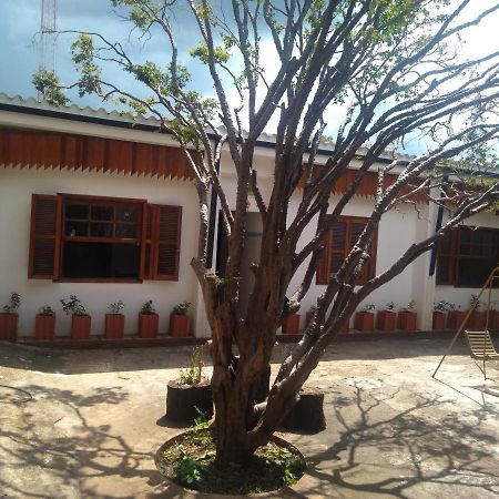 Pousada Canto da Praça Campina do Monte Alegre Exterior foto